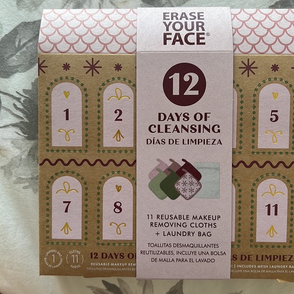Erase Your Face 12 Days of Cleansing Reusable Makeup Removing Cloths Set NEW - Picture 10 of 15